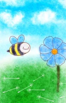 Chiếc ong và bông hoa màu xanh